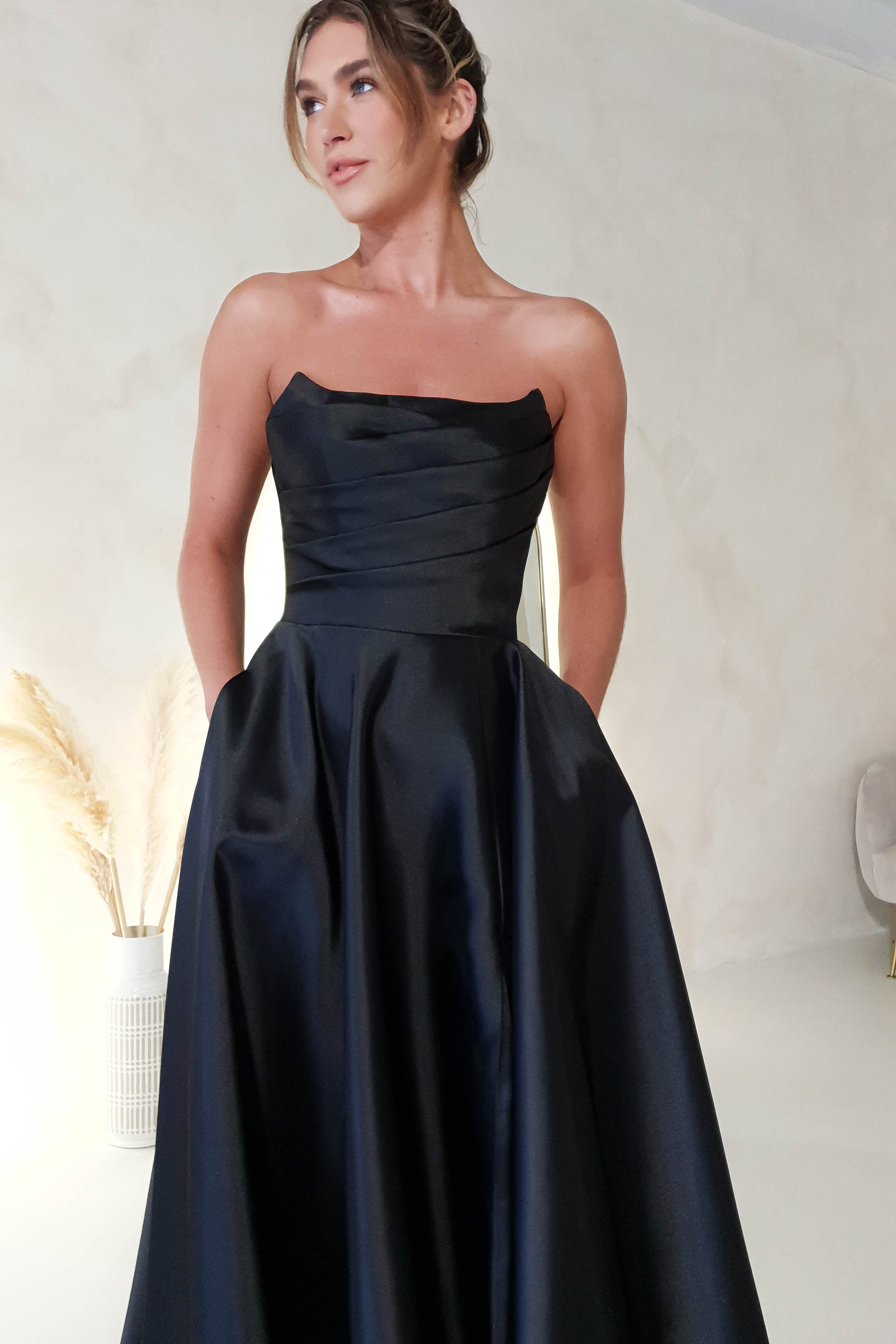 Vestido Miya Preto